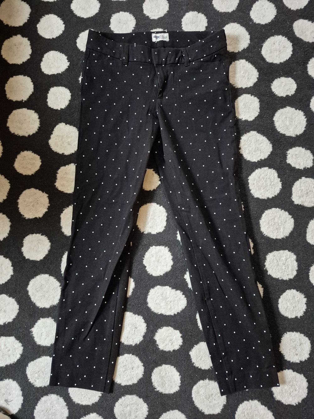 Old Navy Black Polka Dot Pixie Pants